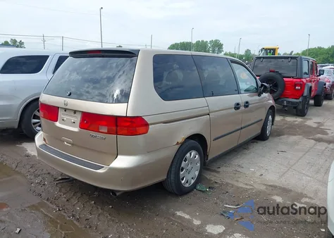 2000 Honda Odyssey z USA, uszkodzony, nr VIN 2HCRL1851YH506200